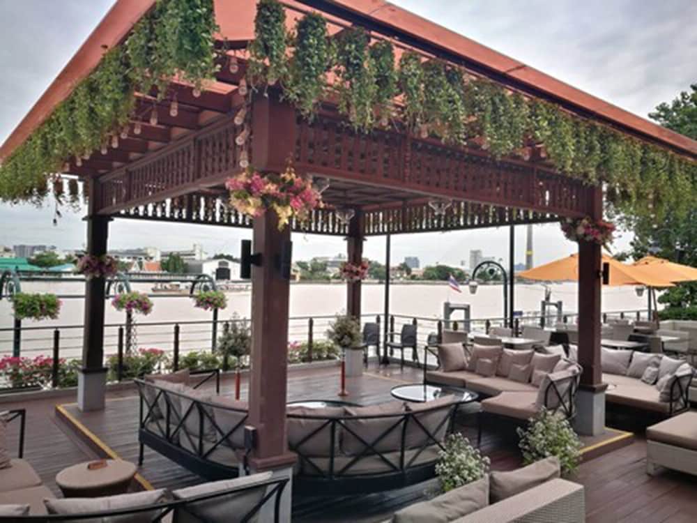 Фото Riva Surya Bangkok