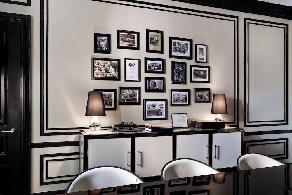 Фото The St. Regis New York