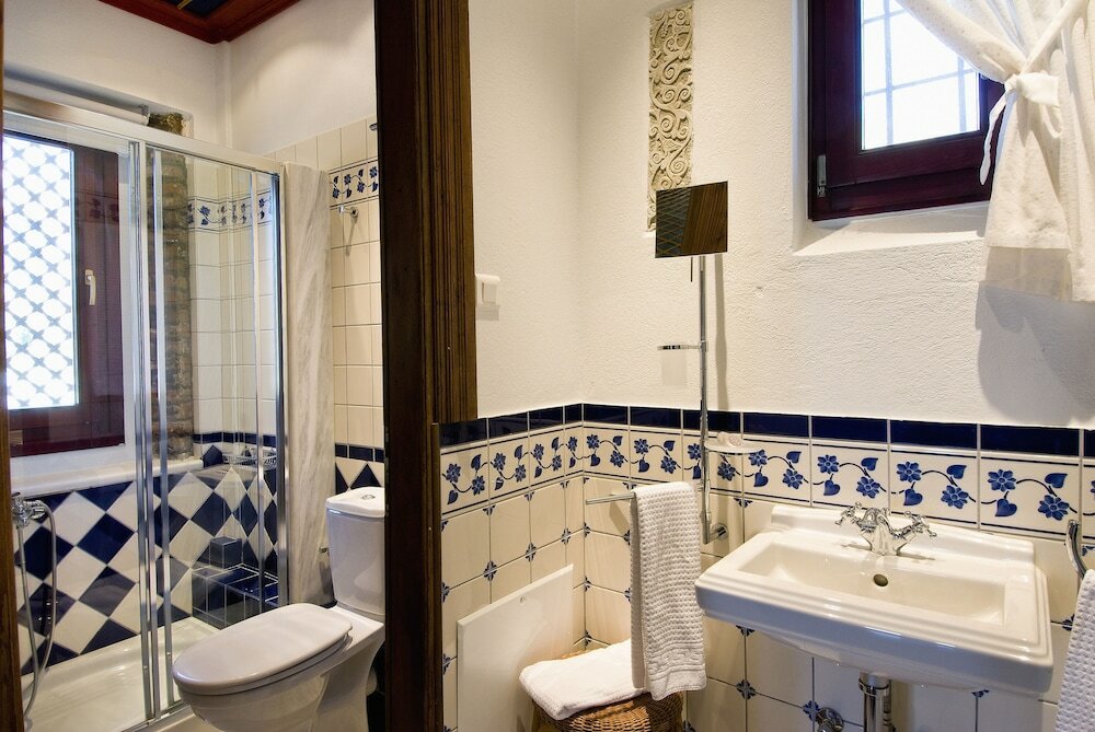 Фото Anovolios Boutique Hotel