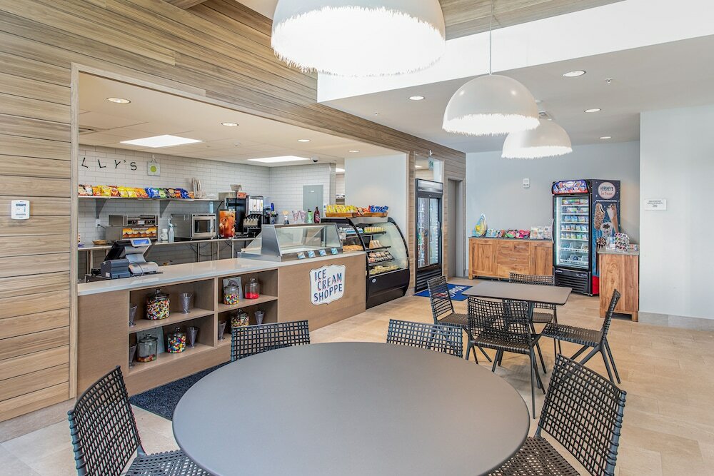 Фото SpringHill Suites by Marriott Panama City Beach Beachfront