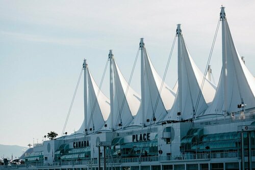 Внешний вид отеля Metropolitan Hotel Vancouver в Ванкувере, фото 5