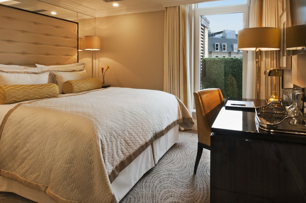 Фото The Wellesley Knightsbridge, a Luxury Collection Hotel, London