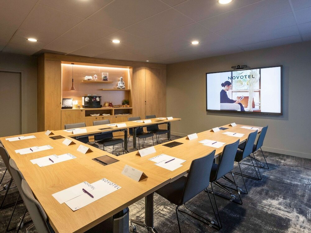 Фото Novotel Bordeaux Centre Gare Saint Jean