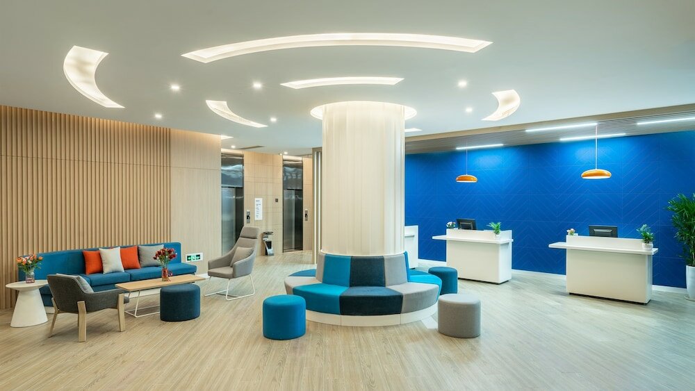 Фото Holiday Inn Express Qingdao City Center