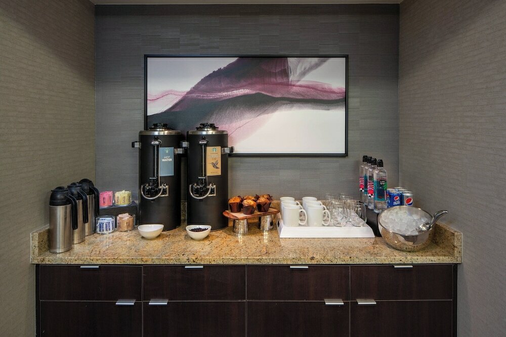 Фото Courtyard by Marriott Dulles Airport Herndon/Reston