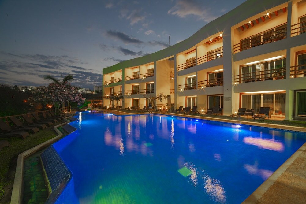 Фото отеля 1