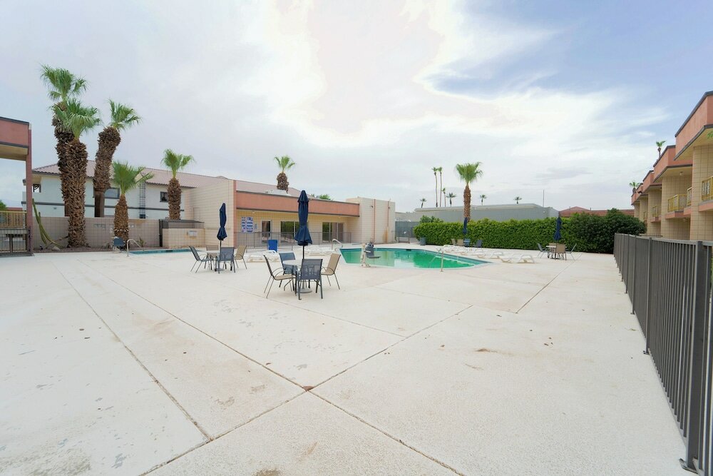 Фото Royal Plaza Inn