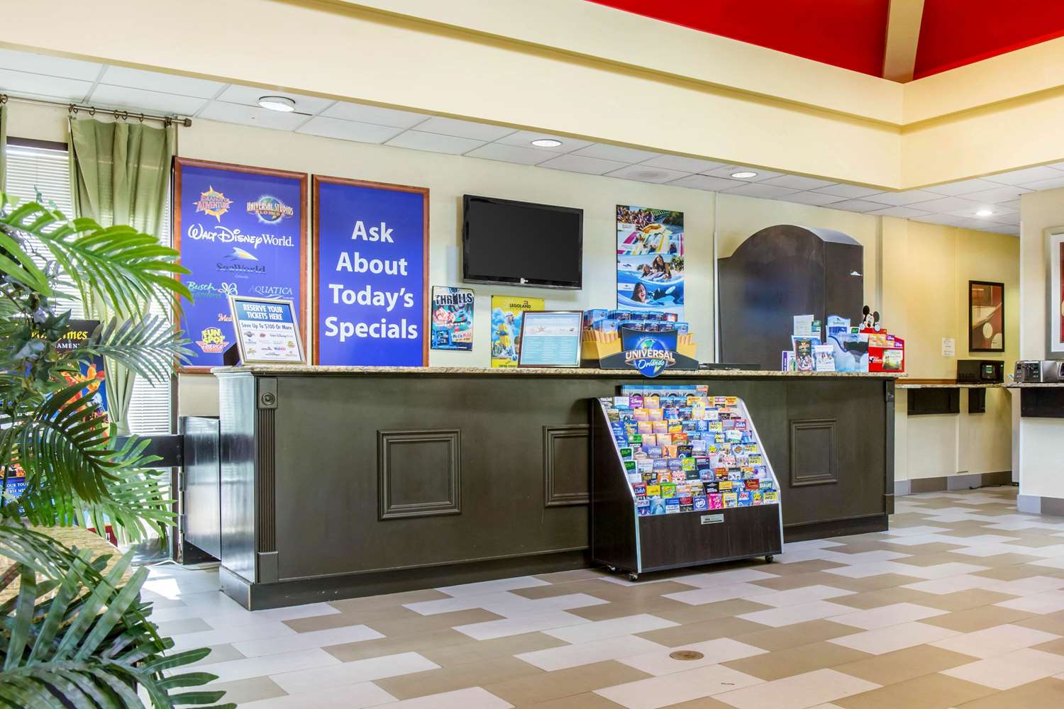 Фото Mi Casa Hotel