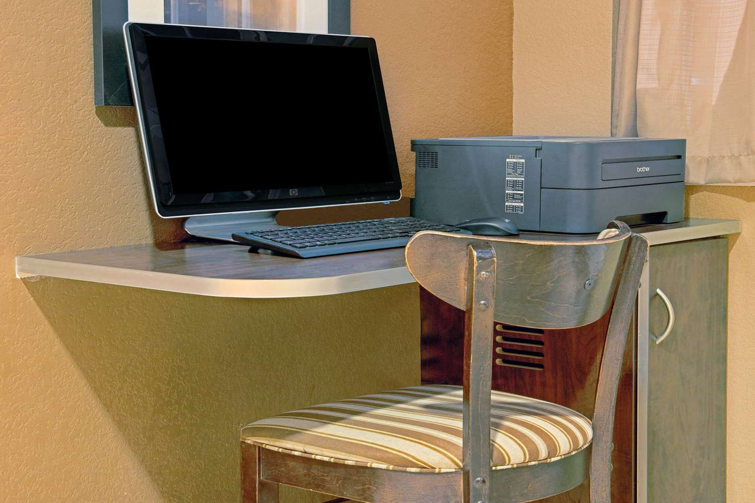 Фото Microtel Inn & Suites by Wyndham Council Bluffs/Omaha