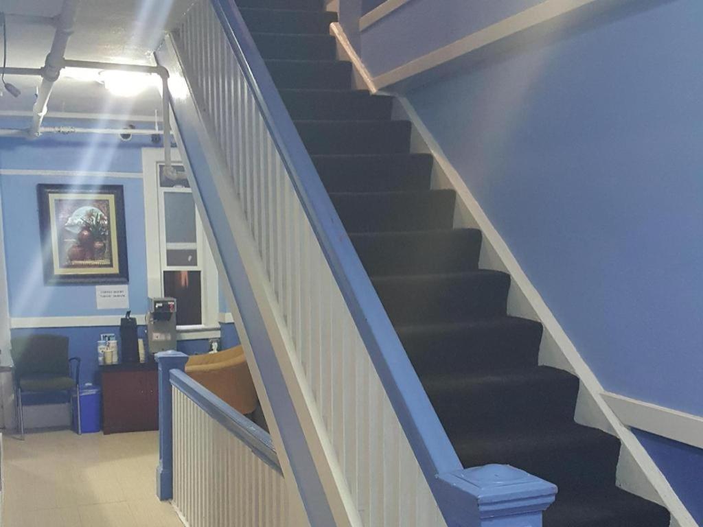 Фото Desmond Hotel