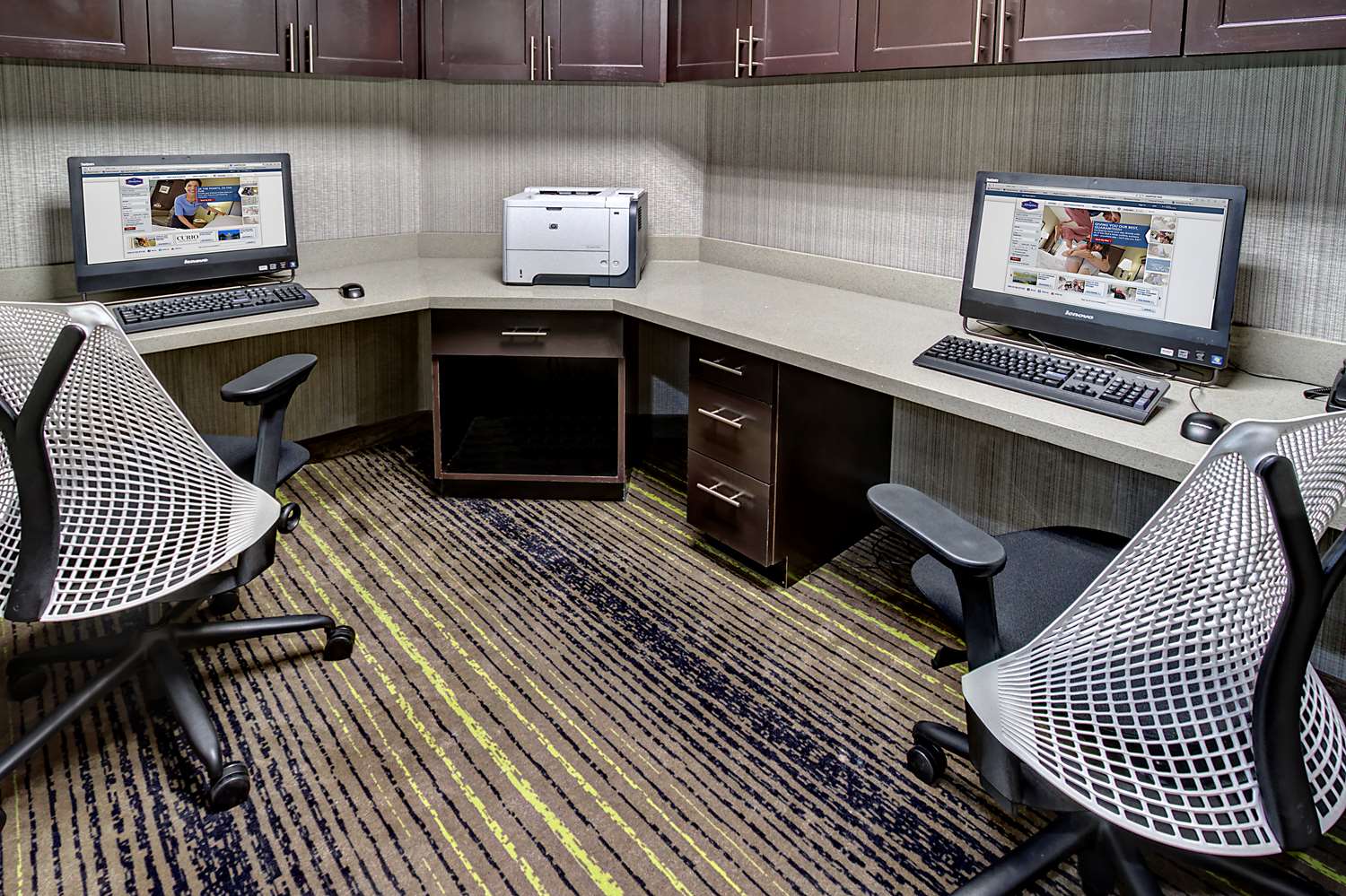 Фото Hampton Inn and Suites Ada