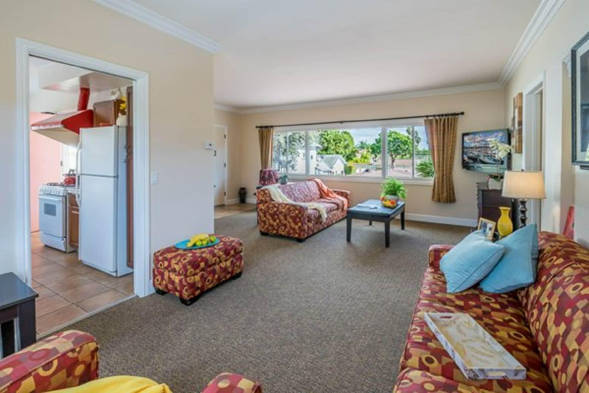 Фото Beach House Inn
