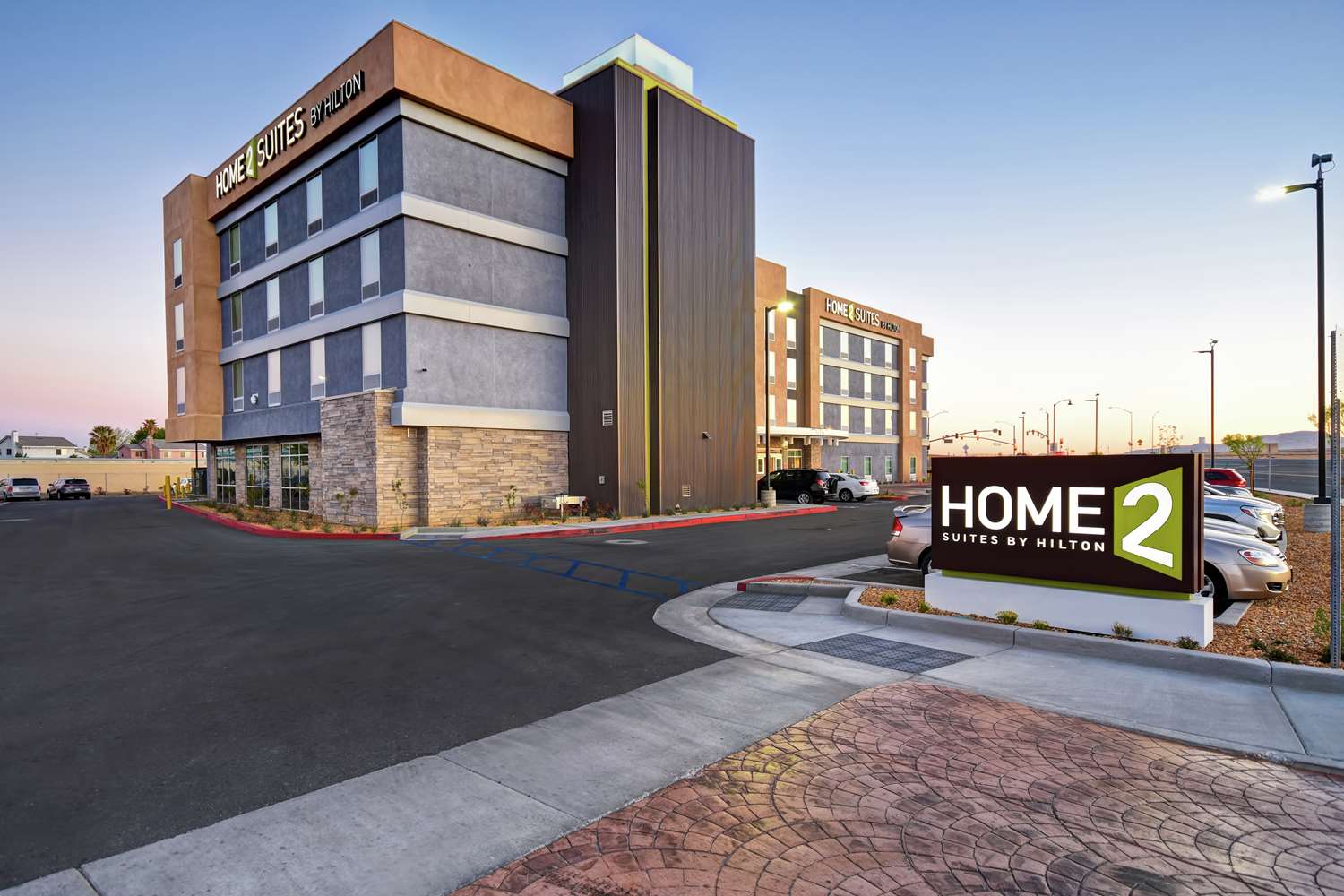 Фото Home2 Suites by Hilton Victorville