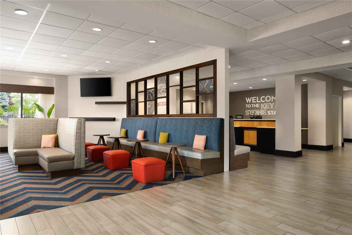 Фото Hampton Inn Chambersburg