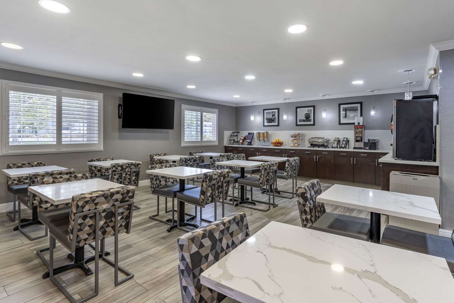 Фото Best Western Plus Vineyard Inn