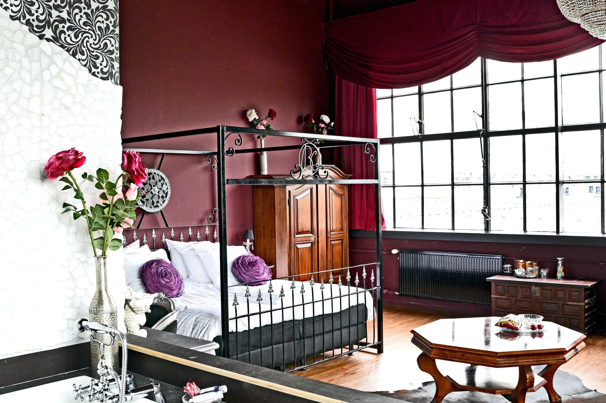 Фото Blue Collar Hotel - Hostel