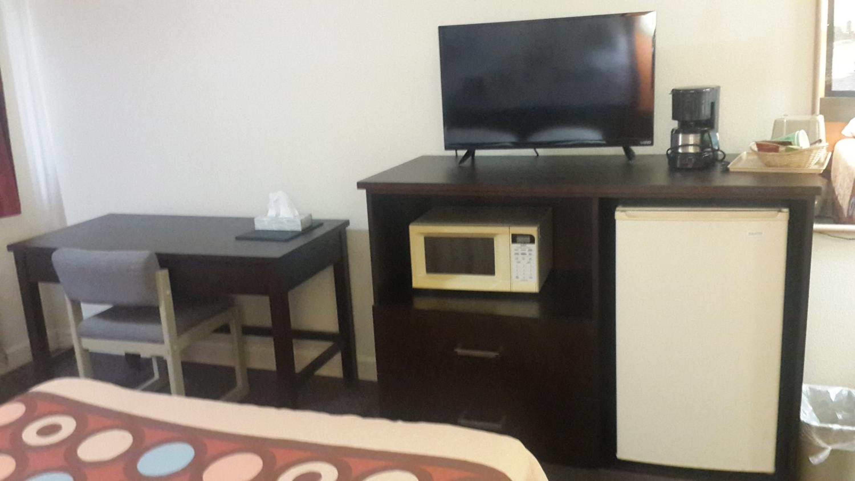 Фото Super 8 by Wyndham Morris