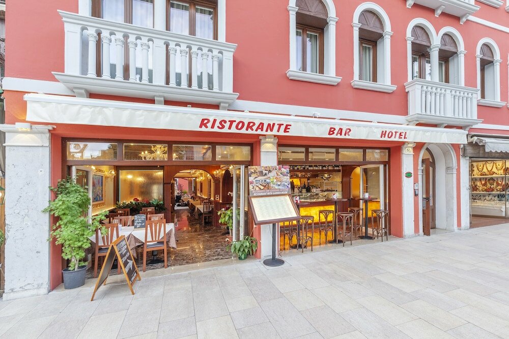 Фото New Reiter Hotel