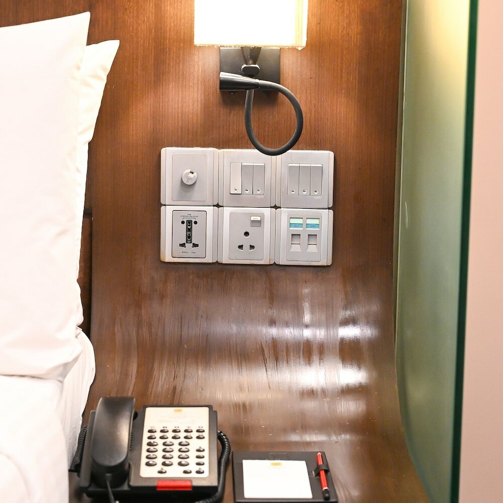 Фото The Shalimar Hotel