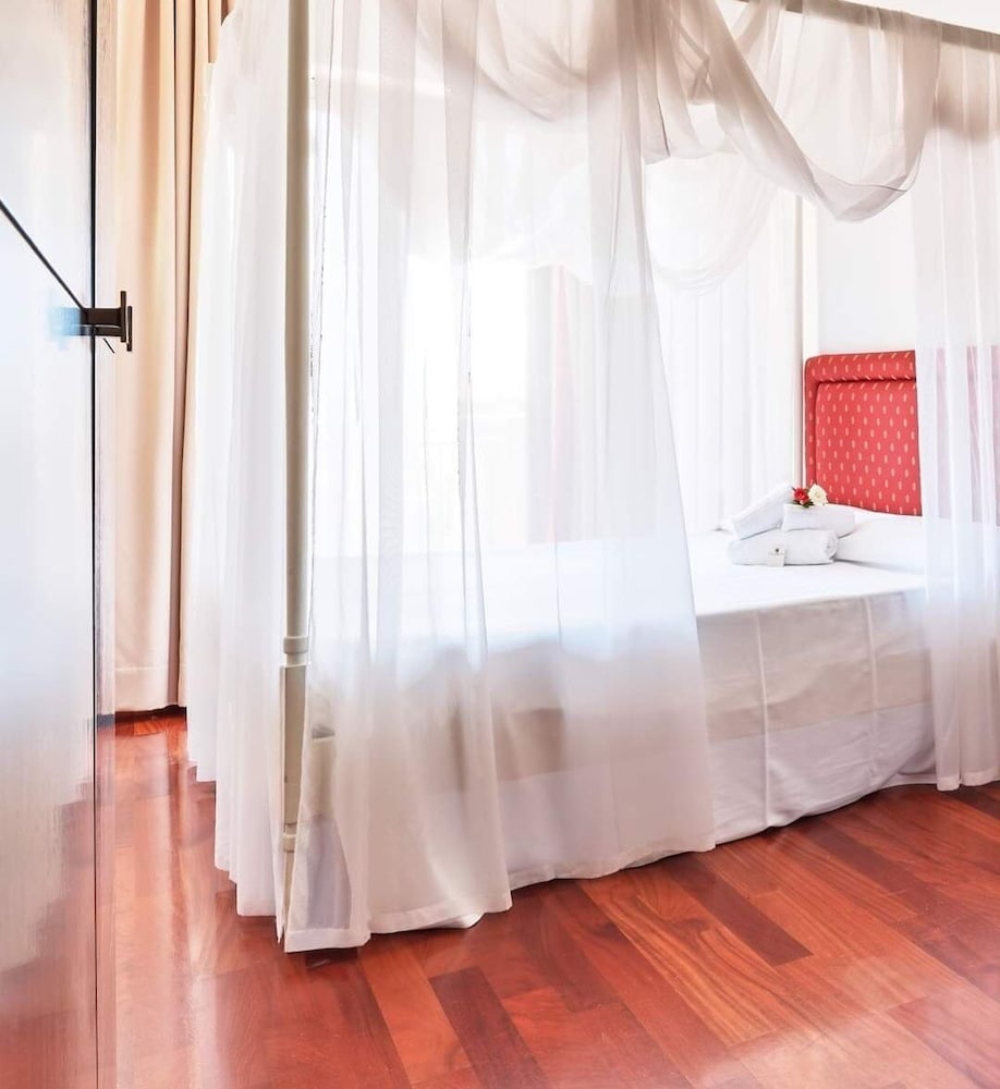 Фото La Chicca Palace Hotel