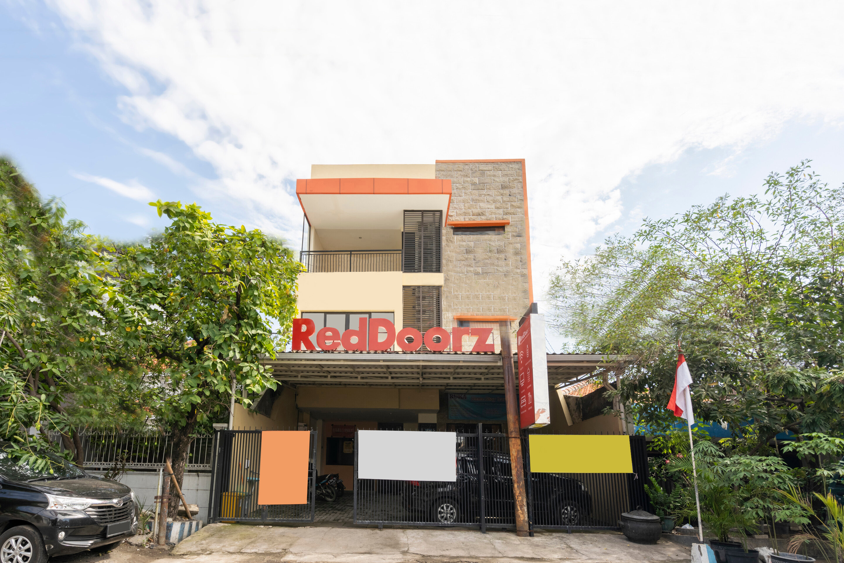 Фото RedDoorz Syariah near Airlangga University Campus B