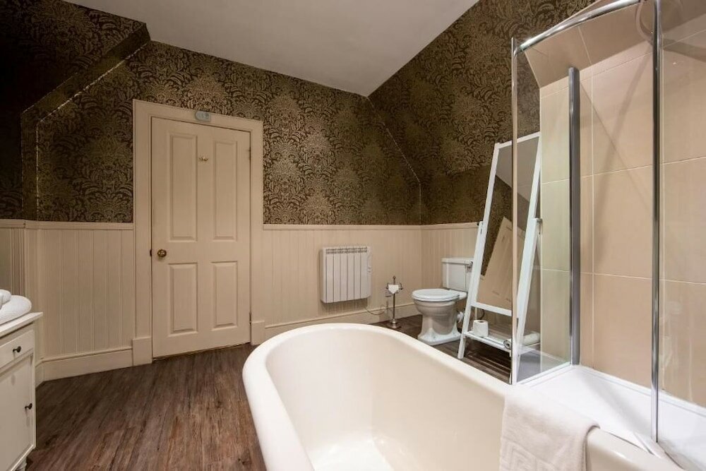 Фото The Lake of Menteith Hotel