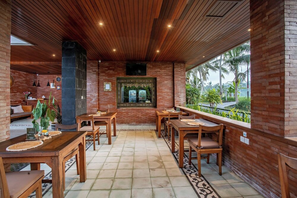 Фото Paon Desa Ubud Hotel