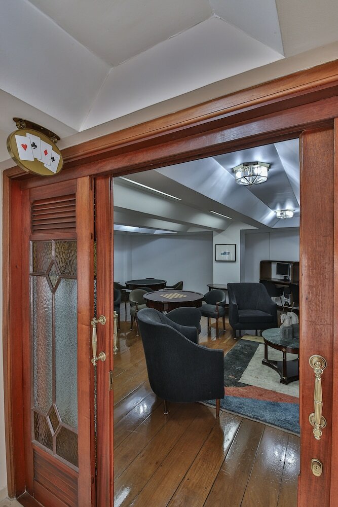 Фото Le Suisse Elegance Hotel