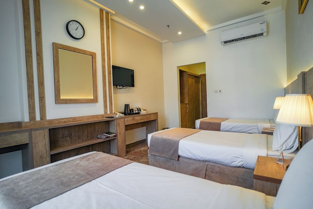 Фото Emaar Legend