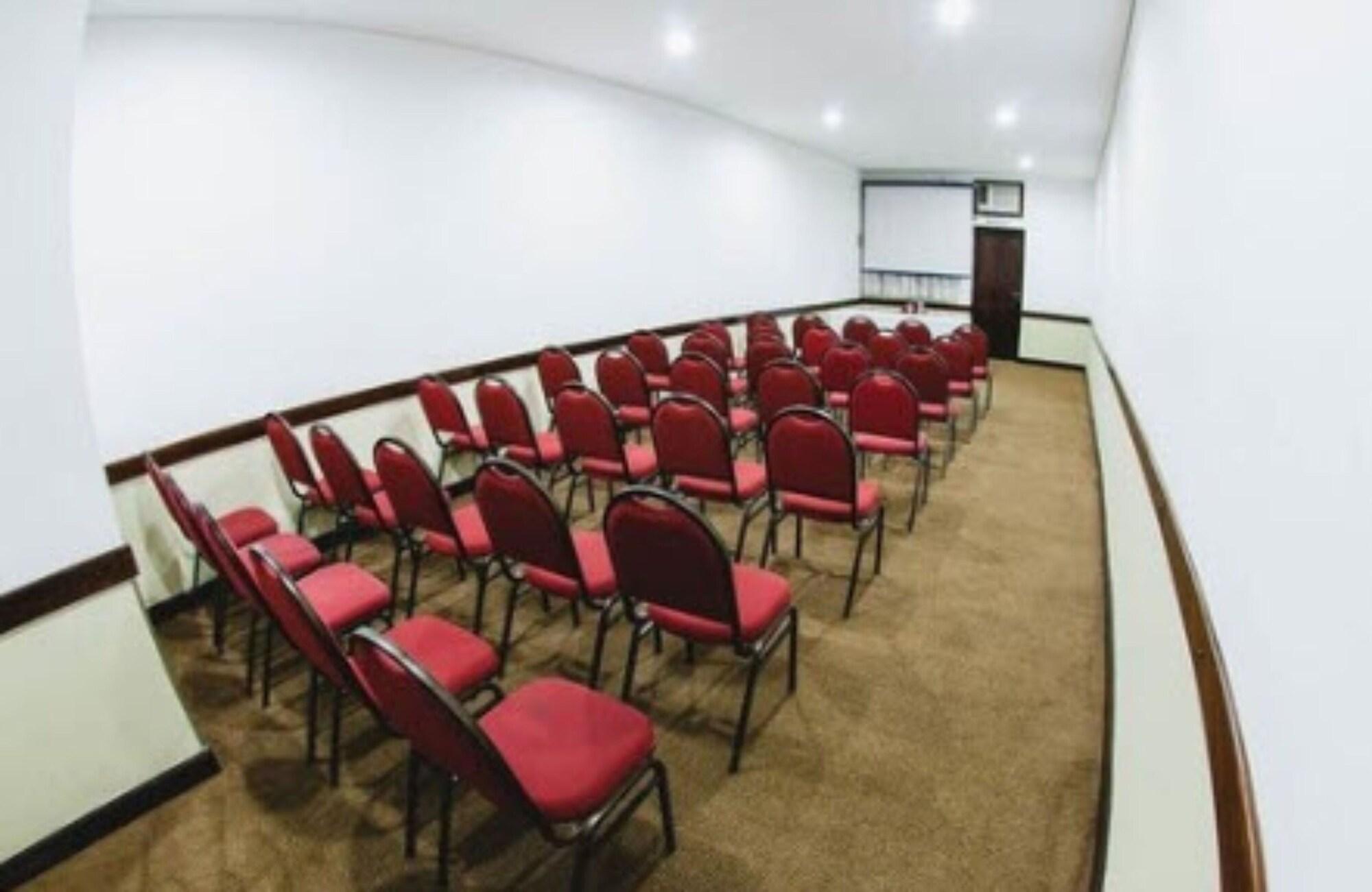 Фото Hotel Aladdin