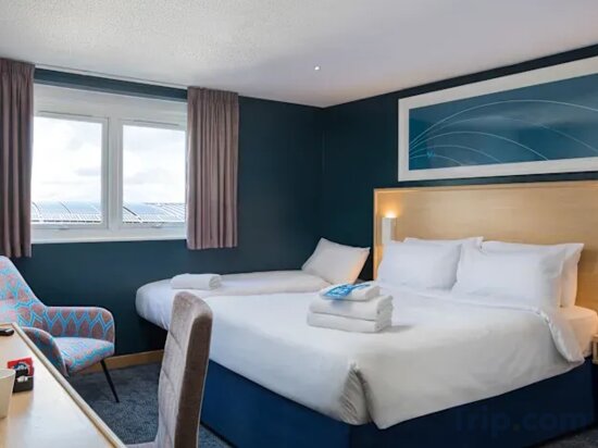 Фото Travelodge Croydon Central