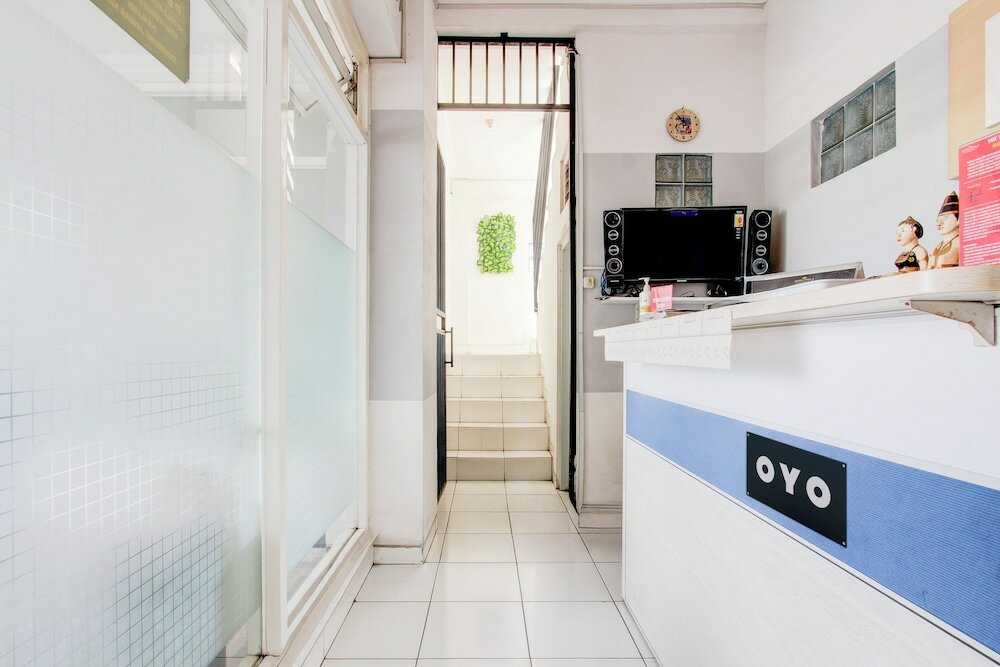 Фото RedDoorz Syariah @ Wisma Arya 2