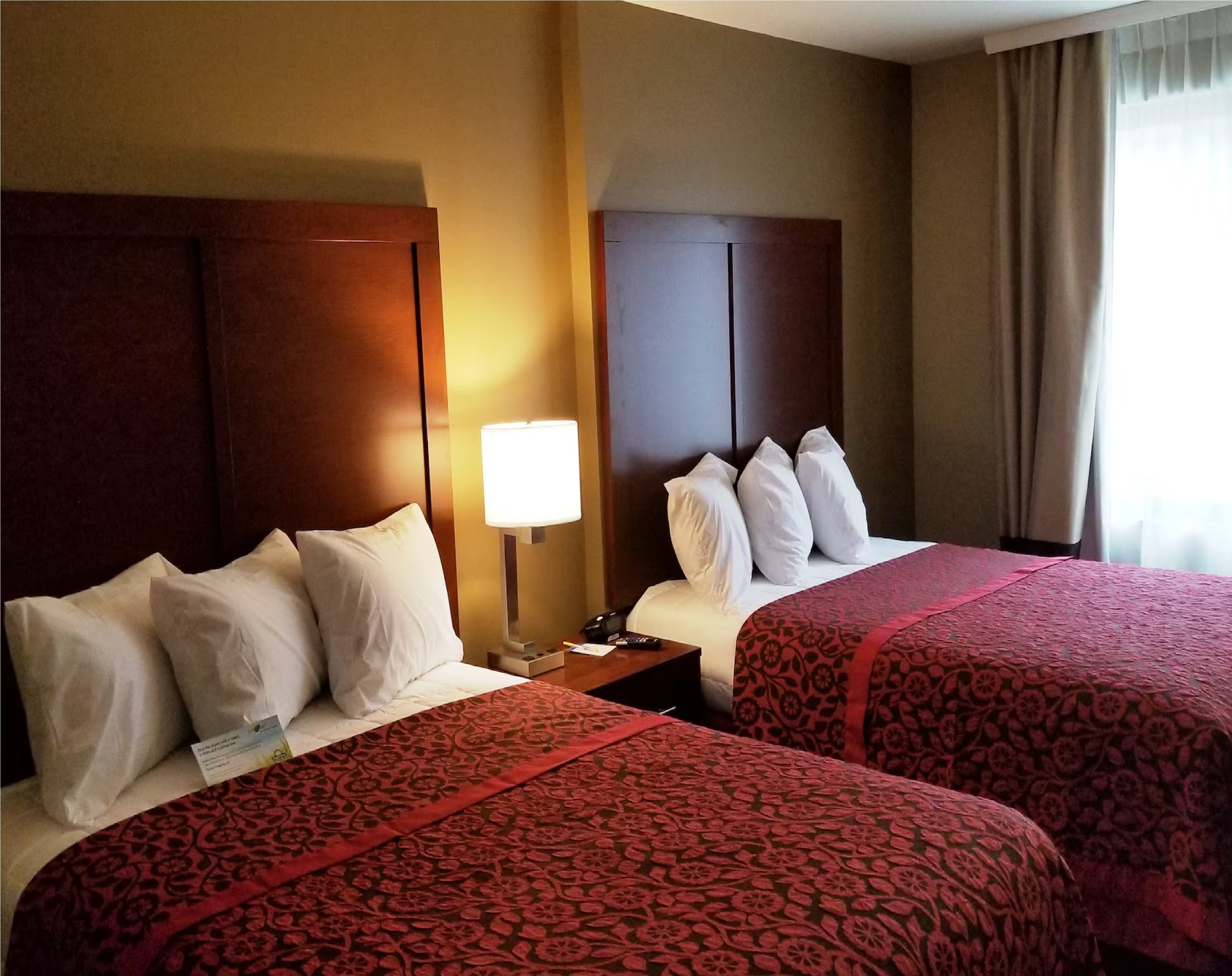 Фото отеля 2