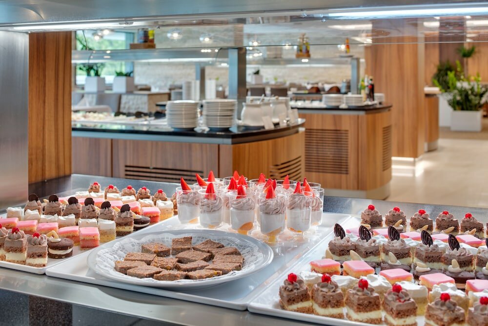 Фото Health SPA Resort Hotel Thermia Palace