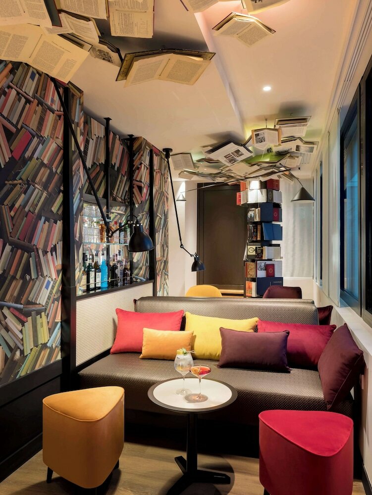 Фото FirstName Bordeaux