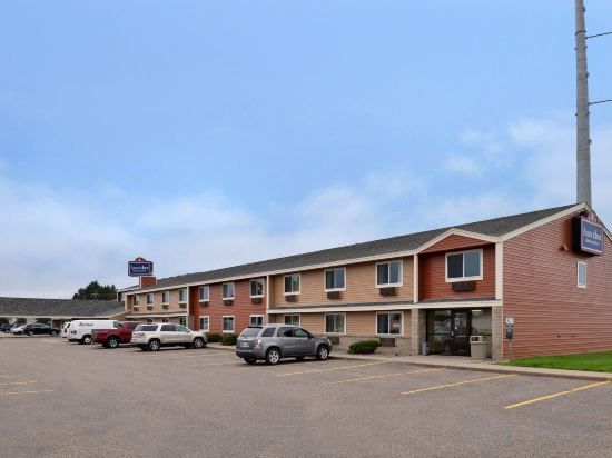 Фото AmericInn by Wyndham St. Cloud