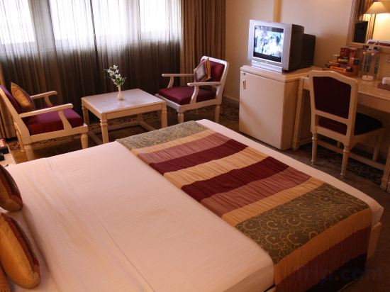 Фото Bawa International