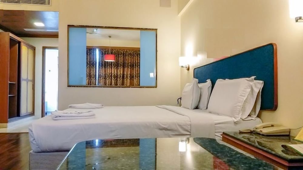 Фото Hotel Woodlands