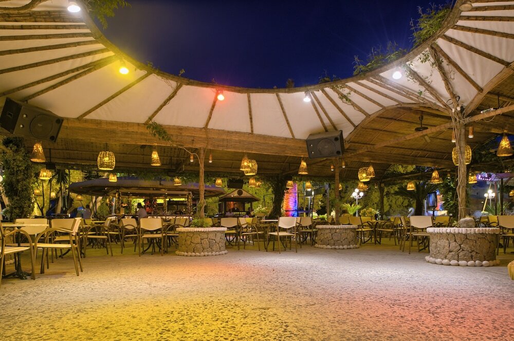 Фото Molfetta Beach Hotel