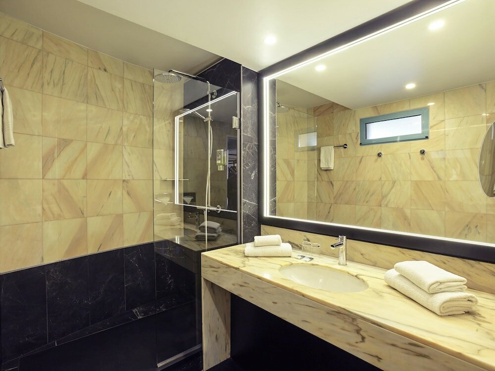 Фото Mercure Paris Saint-Ouen