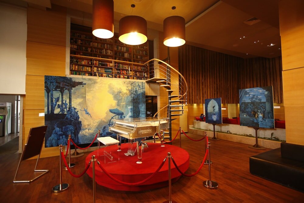 Фото The Corporate Hotel Convention Centre