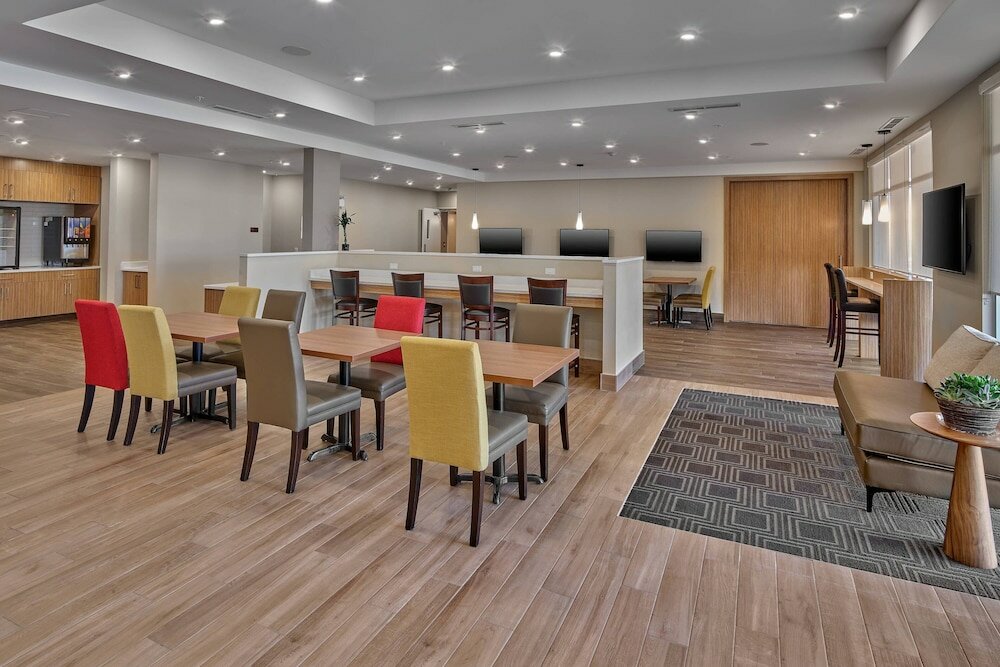 Фото TownePlace Suites by Marriott Edmonton Sherwood Park