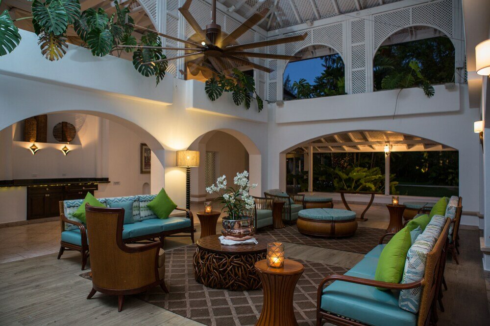 Фото Colony Club by Elegant Hotels