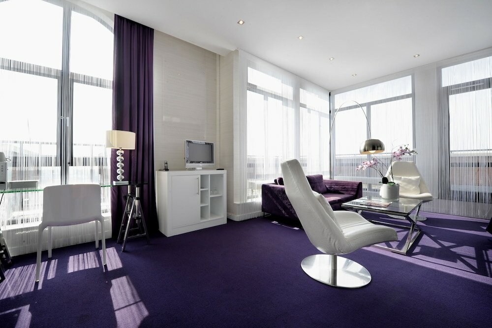 Фото Theaterhotel De Oranjerie