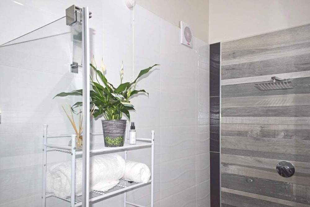 Фото Dei Gratia Guesthouse
