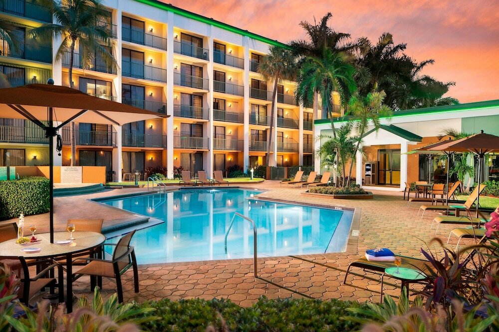 Фото Courtyard by Marriott Fort Lauderdale East/Lauderdale-by-the-Sea