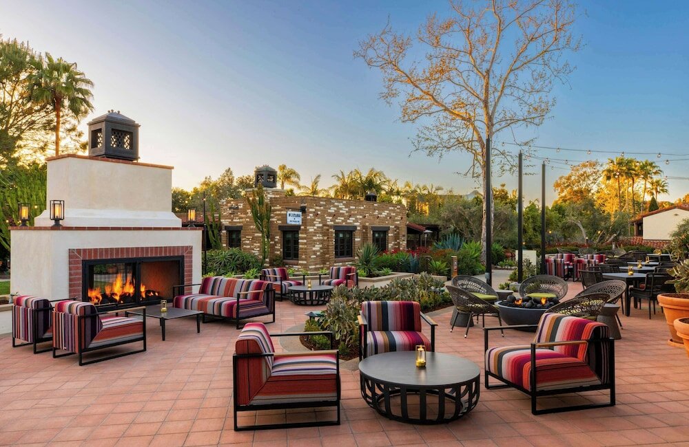 Фото Estancia La Jolla Hotel & SPA