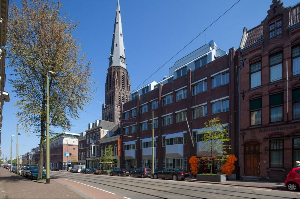 Фото EasyHotel The Hague City Centre