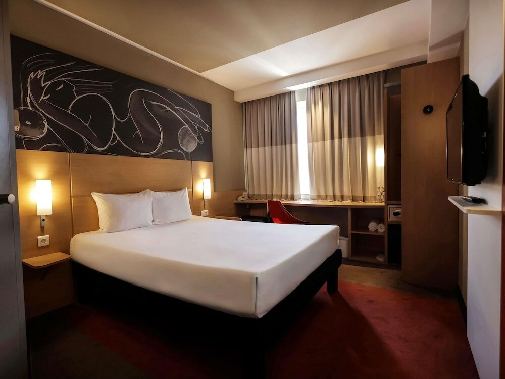 Фото Ibis Yerevan Center