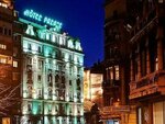 Palace Hotel